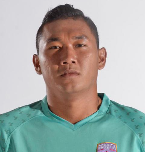 https://img.pychangqing.com/img/football/player/aec60f79f7934a4e4395122a3be8ea76.jpeg